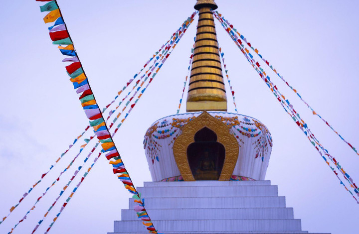 Ngôi chùa mang phong cách Bhutan giữa lòng Hà Nội rực rỡ với họa tiết sắc màu - 10