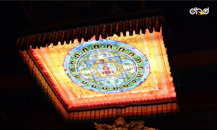 Ngôi chùa mang phong cách Bhutan giữa lòng Hà Nội rực rỡ với họa tiết sắc màu - 8