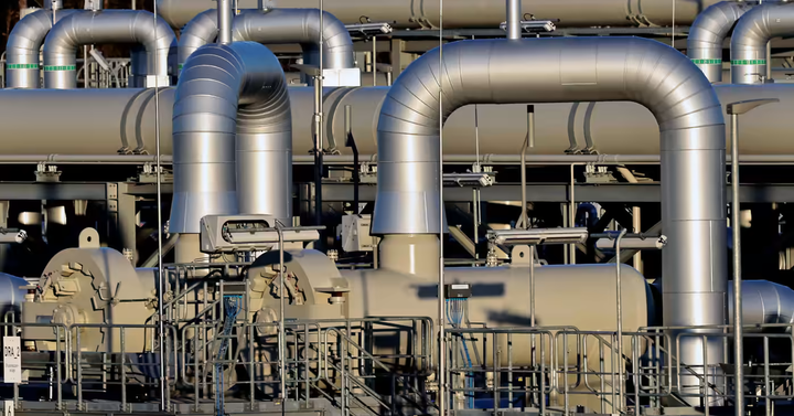 Doanh thu dầu khí Nga lên đến 1,1 tỷ USD/ngày trước các lệnh cấm vận phương Tây - 1