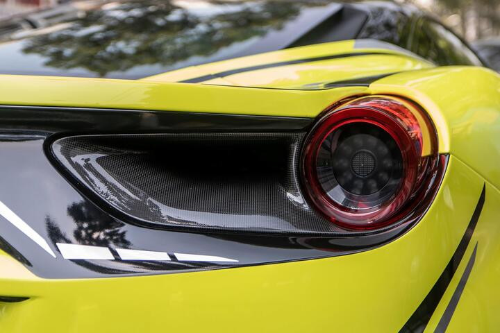 Ferrari 488 GTB ảnh 10 Ferrari 488 GTB làm mới theo phong cách xe đua tại TP.HCM - 10