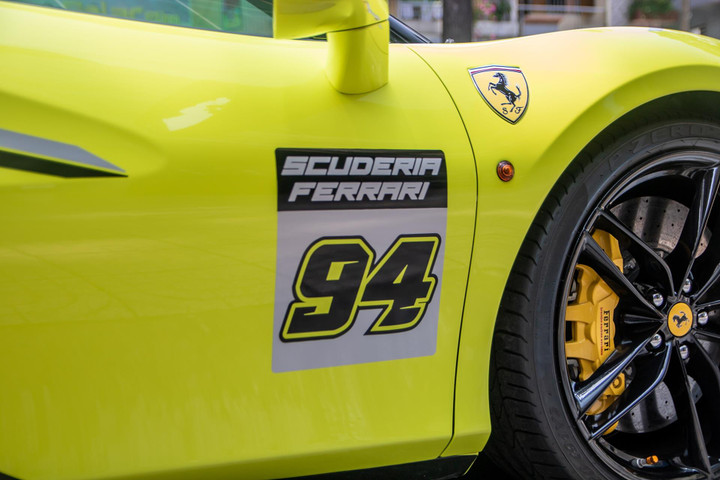 Ferrari 488 GTB ảnh 6 Ferrari 488 GTB làm mới theo phong cách xe đua tại TP.HCM - 6