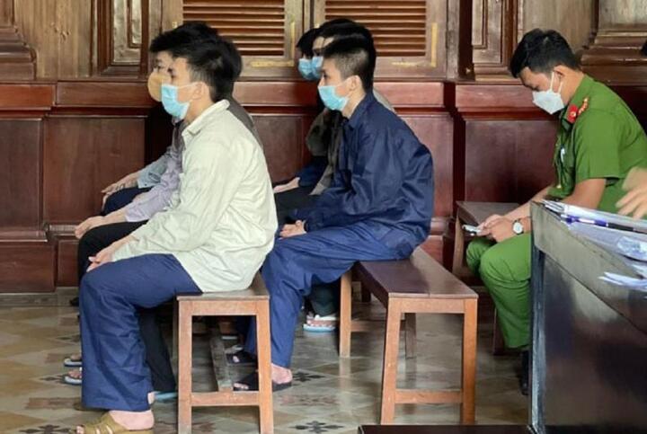 15 tuổi cầm đầu băng cướp gây 18 vụ vùng giáp ranh - 1