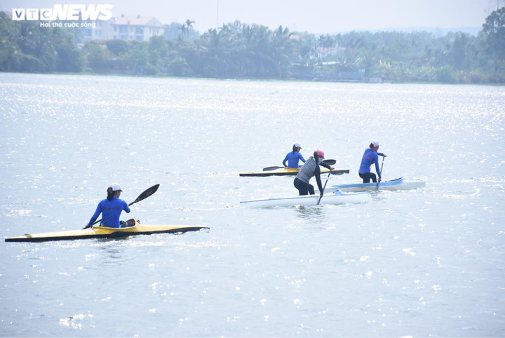 Ảnh: Hải Phòng gấp rút hoàn thiện cải tạo khu đua thuyền phục vụ SEA Games 31 - 2