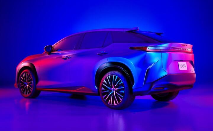 Lexus RZ 450e 2023 hé lộ hình ảnh ngoại thất - 9