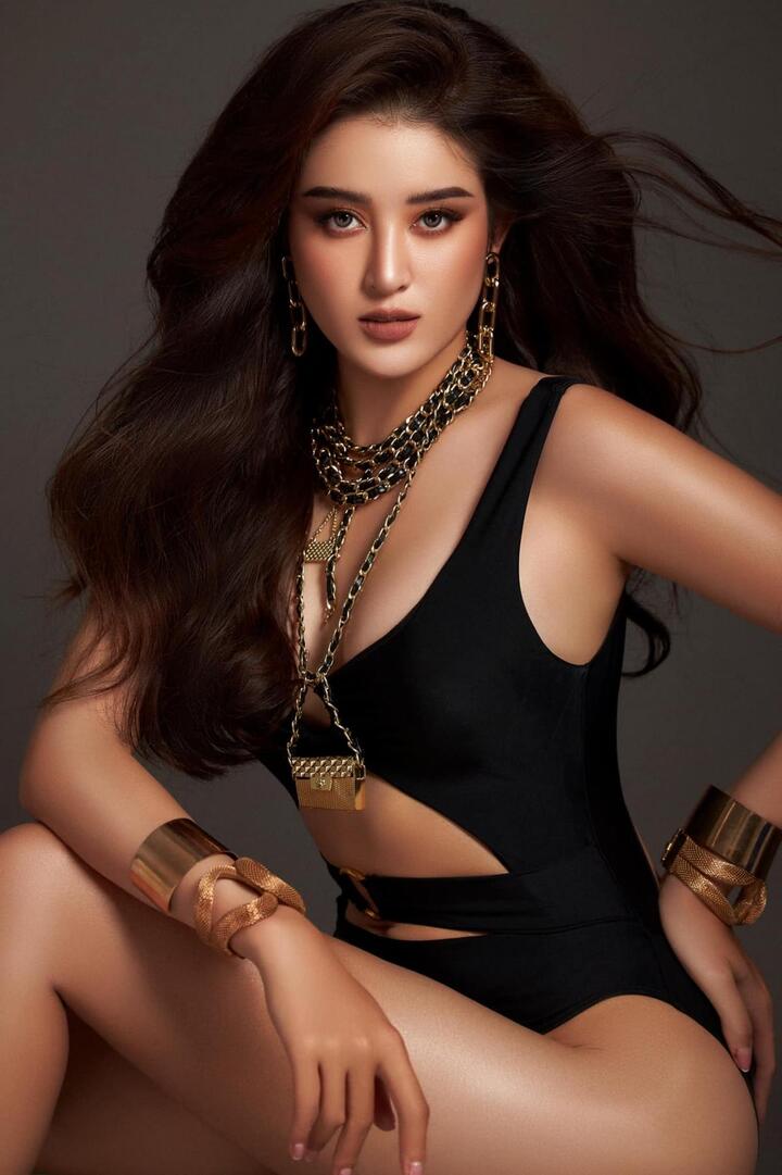 Á hậu Huyền My diện đồ tắm khoe đường cong bốc lửa - 5