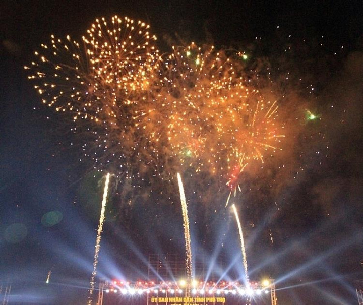 Tối nay, Phú Thọ bắn pháo hoa tầm cao phục vụ du khách về dự Giỗ Tổ Hùng Vương - 1