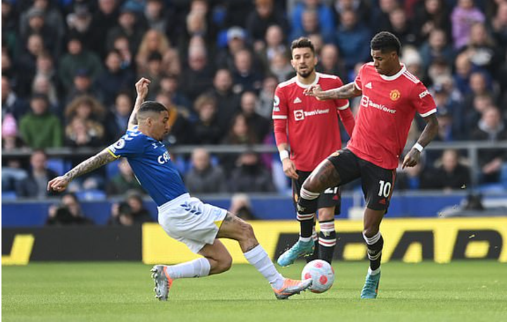 Trực tiếp bóng đá Everton 1-0 Man Utd: Maguire phản lưới nhà - 5