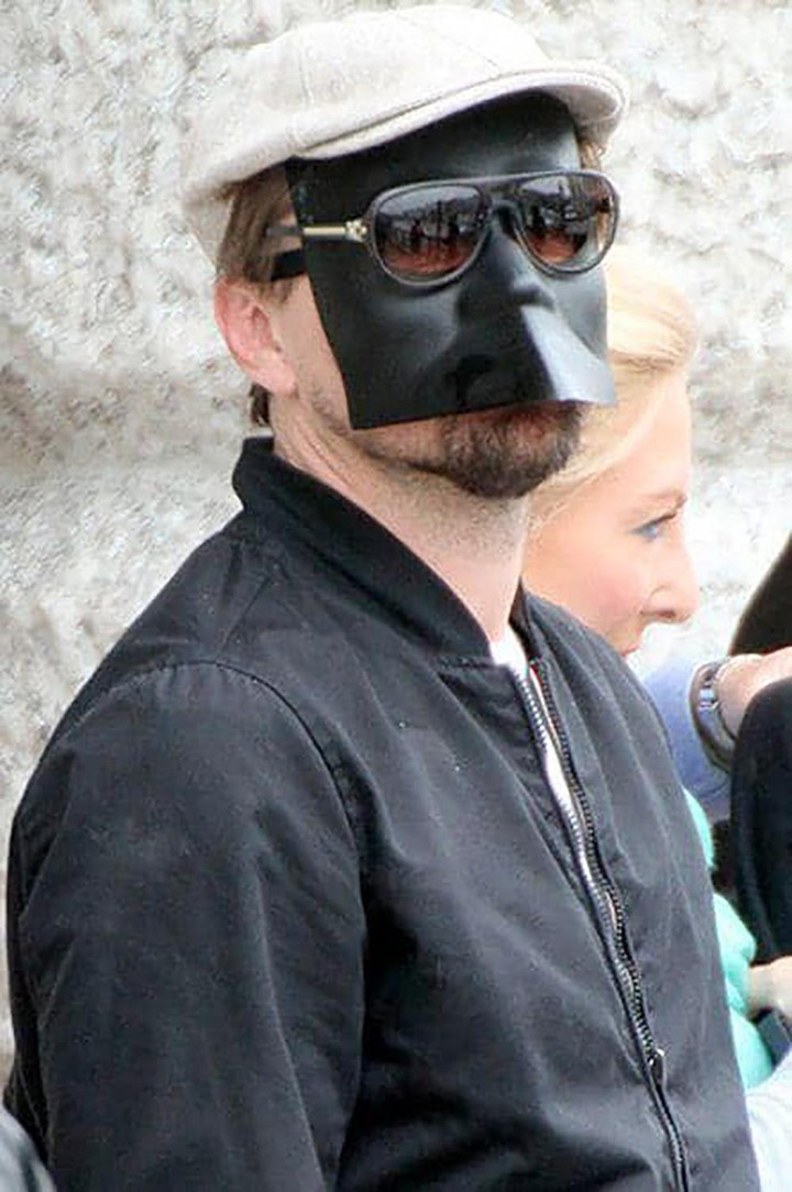 Không nhịn được cười với 1001 cách trốn paparazzi của Leonardo DiCaprio - 8