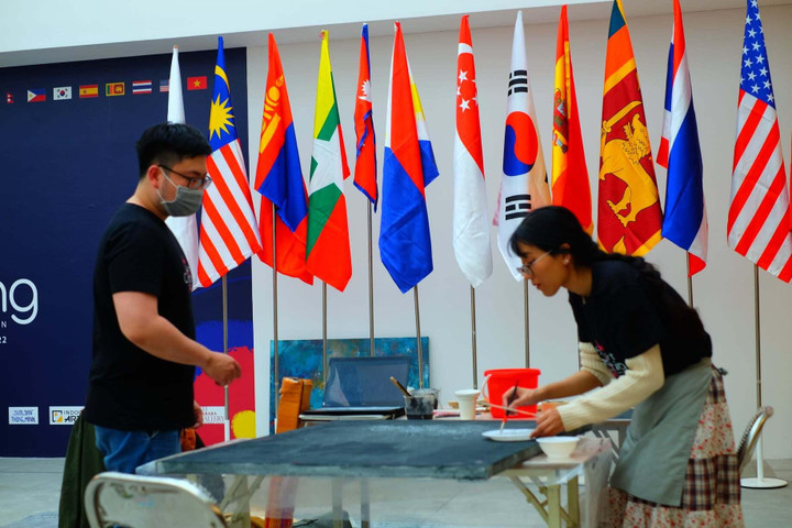 Triển lãm nghệ thuật quốc tế Hanoi Art Connecting lần 5 - 10