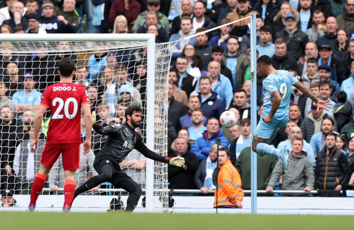 Trực tiếp bóng đá Man City 2-2 Liverpool: VAR hủy bàn thắng của Man City - 3