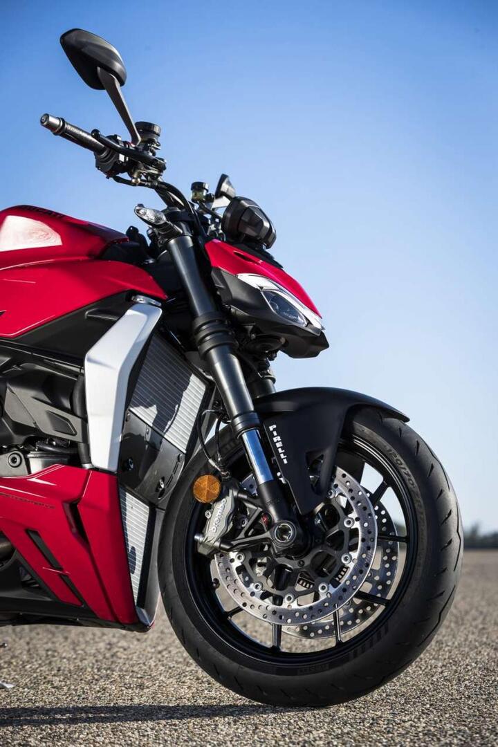 Ducati Malaysia dự kiến ra mắt bộ đôi Ducati V - 10
