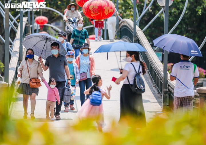 Thời tiết ngày 11/4: Bắc Bộ nắng đẹp, Nam Bộ chiều tối mưa dông - 1