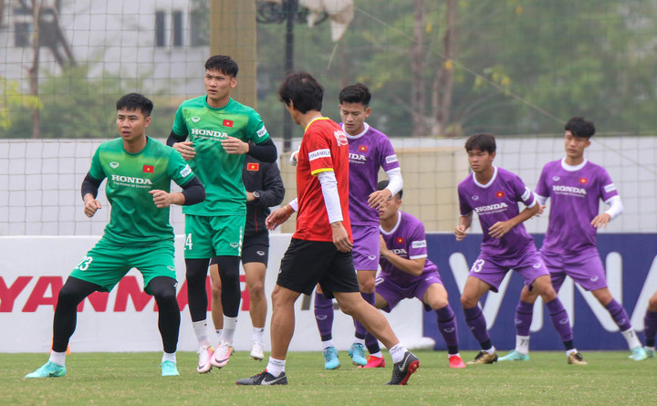 Chốt ngày Hoàng Đức, Hùng Dũng, Tiến Linh hội quân cùng U23 Việt Nam - 1