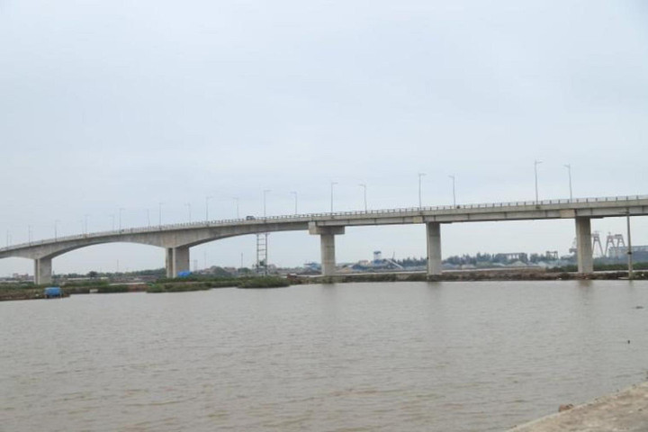 9X nhảy cầu cứu người: Tôi không phải anh hùng, ai gặp hoàn cảnh đó cũng sẽ giúp - 1