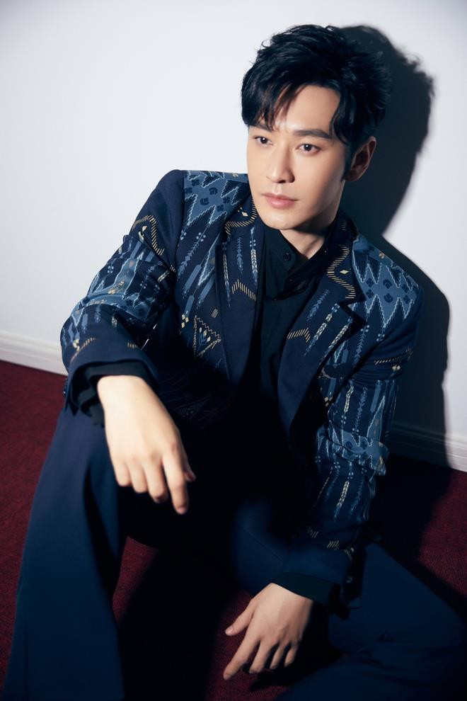 Nỗi sợ bị đuổi khỏi showbiz của các sao Trung Quốc - 1