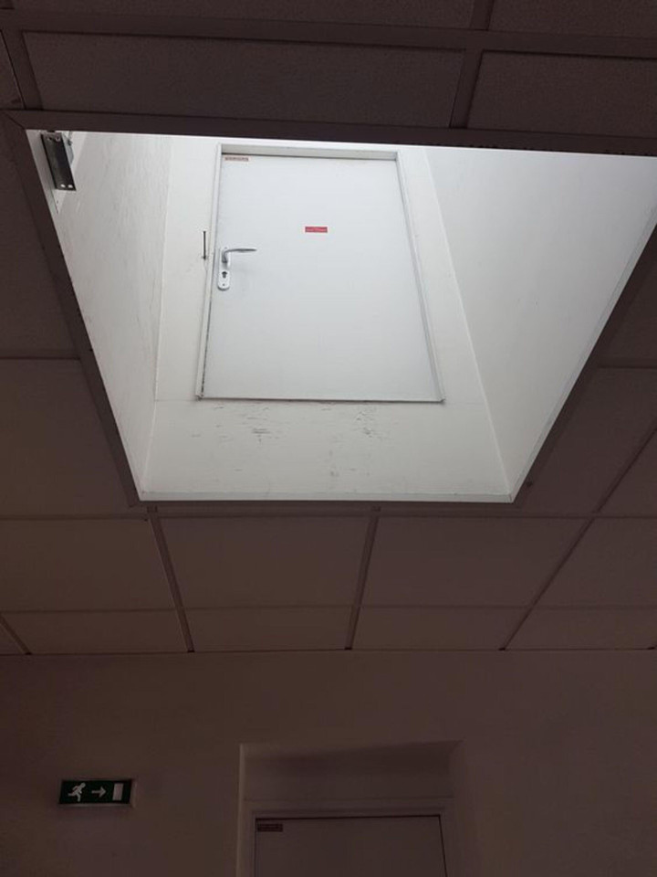 Run rẩy trước những thiết kế cửa bước sai một ly là 'đăng xuất khỏi Trái đất' - 9