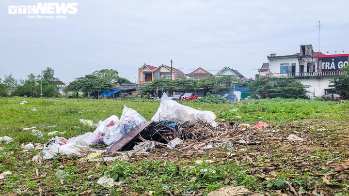 Ảnh: Nhiều dự án ‘ngâm’ đất vàng ở Hà Tĩnh, bỏ hoang lâu năm không thu hồi - 8