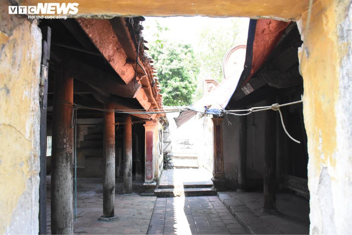 Di tích quốc gia chùa Cả ở Hải Dương sắp sập đổ, phải chằng chống xung quanh - 4