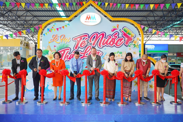 Hàng ngàn sản phẩm Thái chất lượng được ưu đãi tại lễ hội té nước Songkran - 1