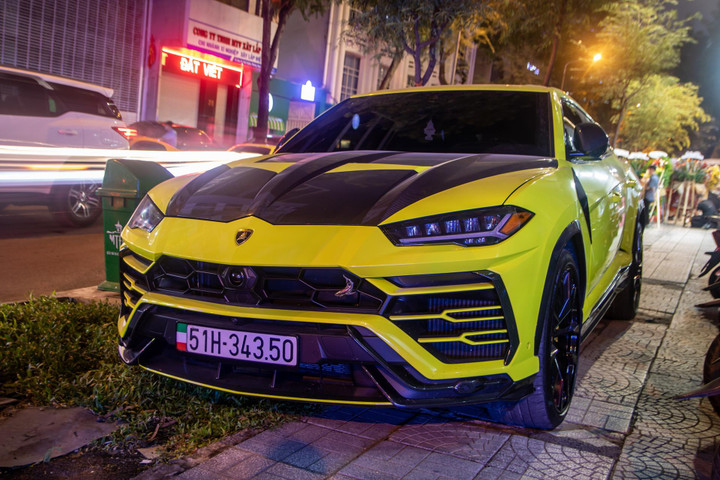 Dàn xế hộp đắt tiền tụ họp trước thềm hành trình siêu xe - 12