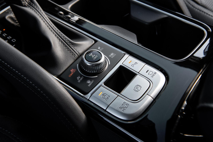 Kia Telluride 2023 được nâng cấp ngoại hình, tăng khả năng off-road - 12