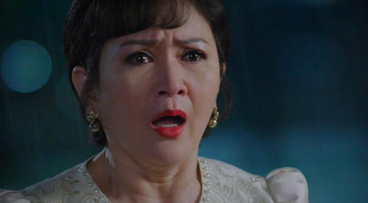 'Thương ngày nắng về': Bà Kim Nhung chết lặng khi biết Vân Trang là con ruột - 1