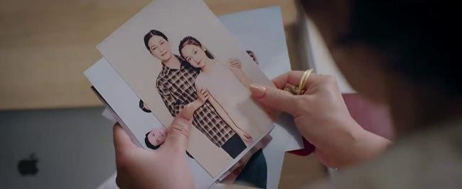 'Thương ngày nắng về' có cảnh che mưa giống hệt phim 'Bộ bộ kinh tâm'