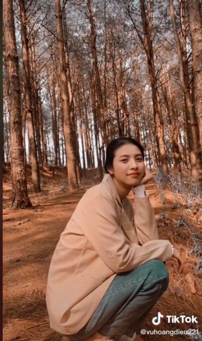 Tan chảy với nụ cười tỏa nắng của cô bạn câm điếc bẩm sinh, 7 tuổi phải xa nhà - 6