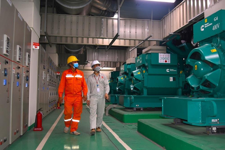 Hà Nội: Đảm bảo cung ứng điện trong mùa cao điểm nắng nóng - 3