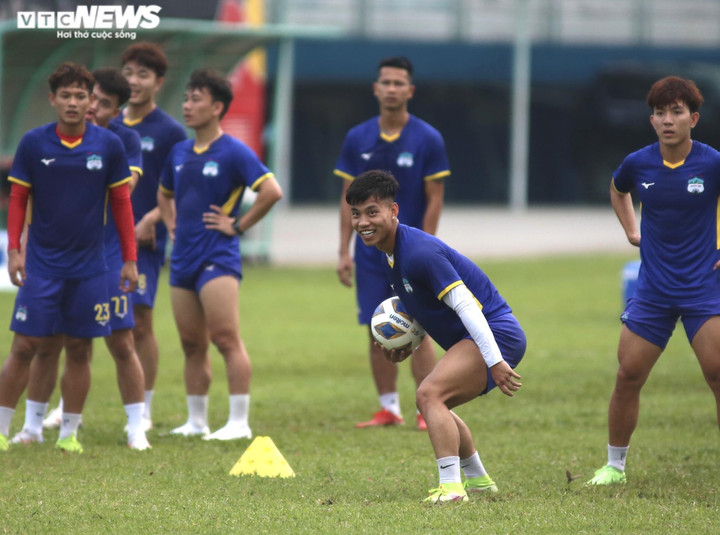 Bầu Đức động viên HAGL trước trận khai màn AFC Champions League - 5