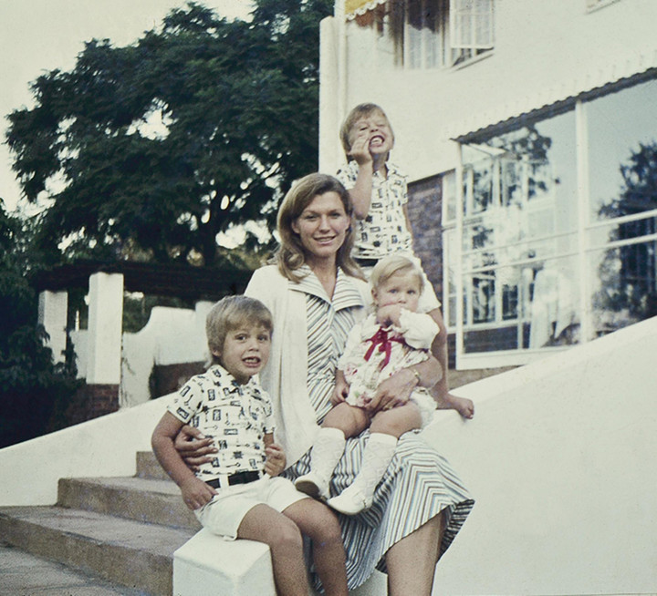 Profile cực ngầu của mẹ Elon Musk: Một mình nuôi dạy ra 1 tỷ phú và 2 triệu phú - 5