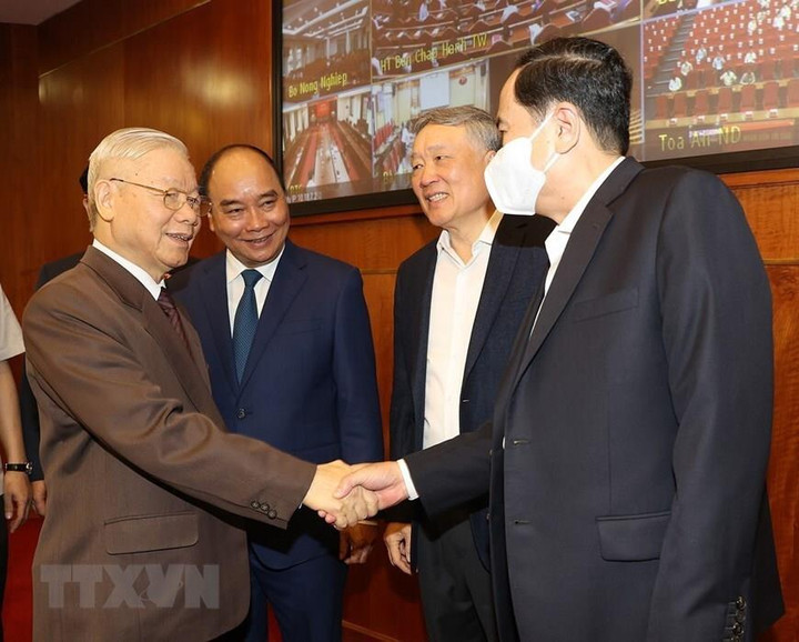 Tổng Bí thư dự Hội nghị quán triệt và triển khai Nghị quyết 11 của Bộ Chính trị - 1