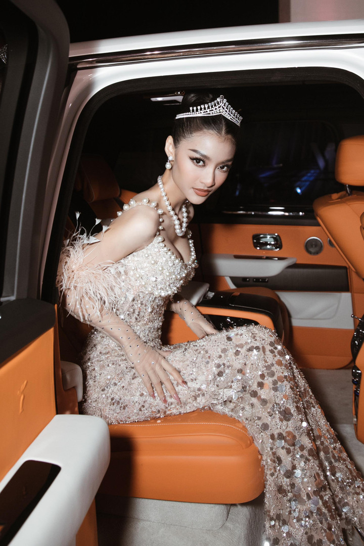 Ảnh: Dàn hoa hậu, á hậu gợi cảm trên thảm đỏ - 3