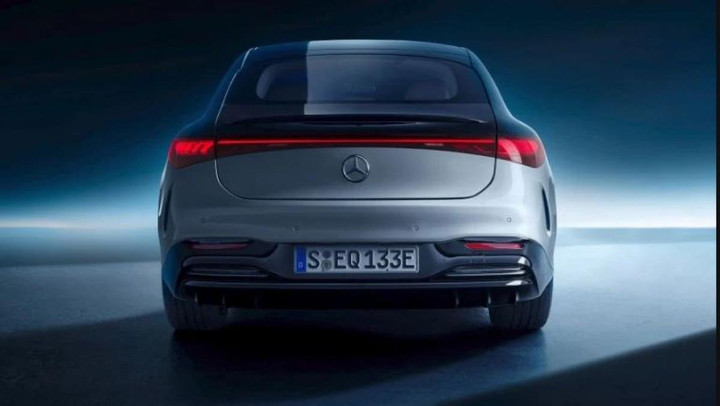 Xe sang 2022: Mercedes-Benz EQS có gì đặc biệt? - 7