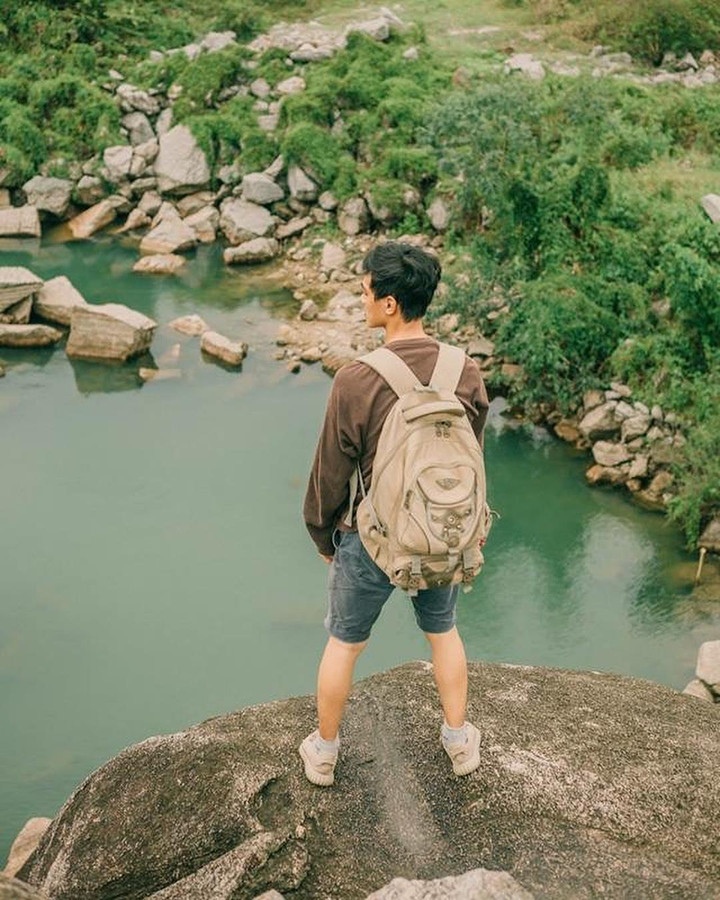 Đi núi Cấm nhưng mấy ai để ý điểm check-in cực chill với vách đá độc đáo này? - 10