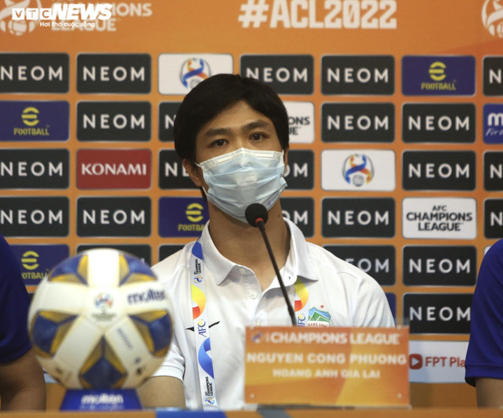 Công Phượng: 'Sống theo cơ chế bong bóng, suốt ngày chỉ ở trong khách sạn' - 1