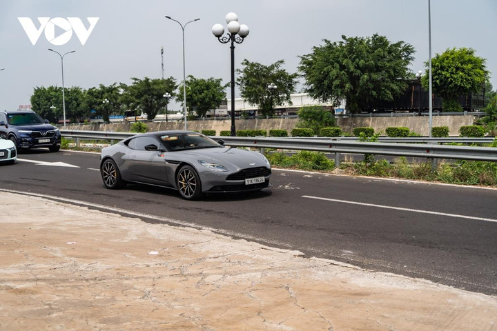 Dàn siêu xe tham dự hành trình VietRally lần 2 - 13