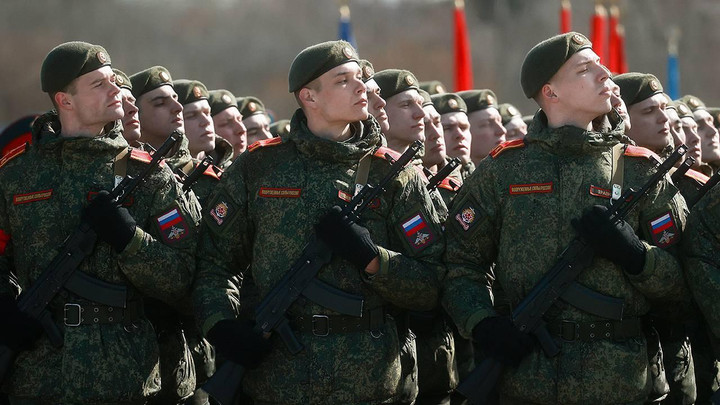 Ảnh: Nga chuẩn bị cho lễ duyệt binh kỷ niệm 77 năm Ngày Chiến thắng phát-xít - 2