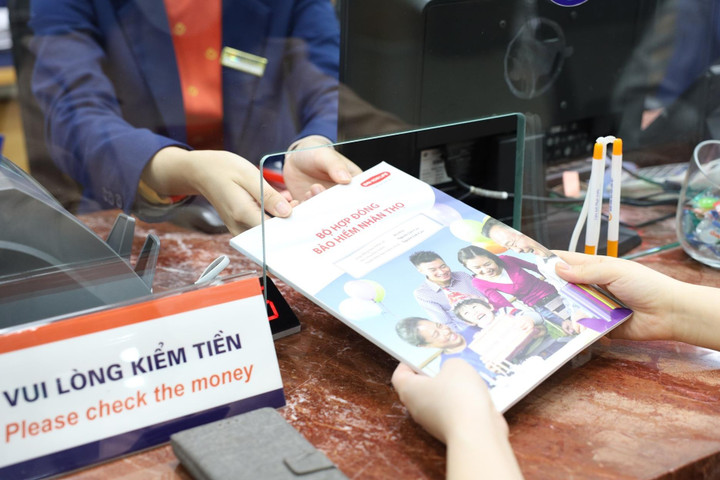 Nông nghiệp, bảo hiểm 'chắp cánh' thương hiệu LienVietPostBank - 1