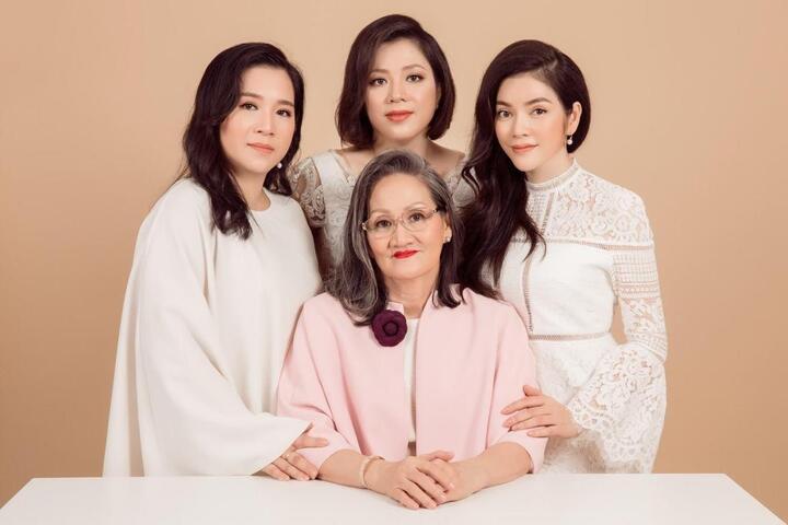Từ tuổi thơ cơ cực đến cuộc sống giàu sang của H'Hen Niê và 2 mỹ nhân nổi tiếng - 6