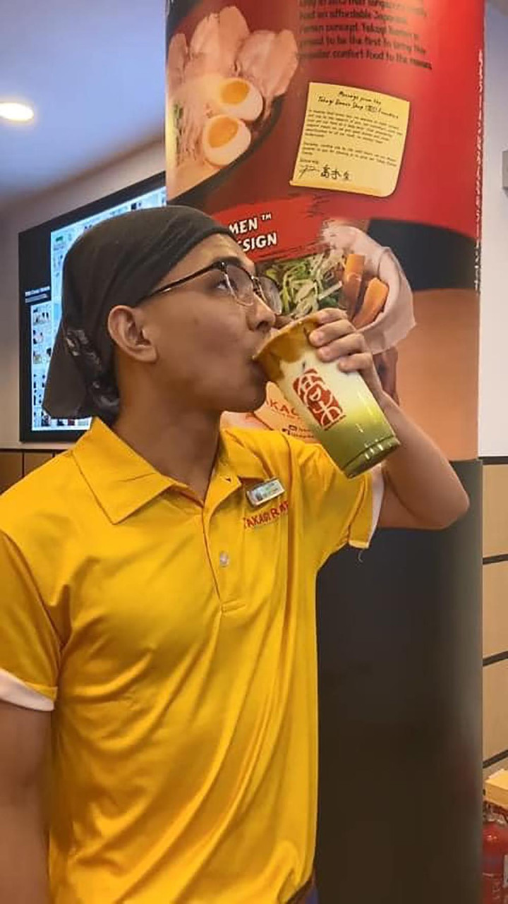 Những sáng tạo vô hạn của người đầu bếp: Từ matcha cua sốt ớt đến trà sữa vị lẩu - 4