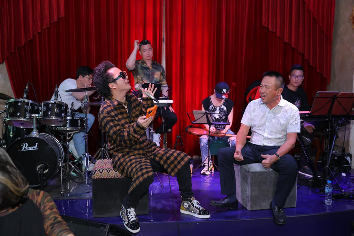 Tùng Dương bất ngờ kết hợp trở lại với nhạc sĩ Lê Minh Sơn - 2