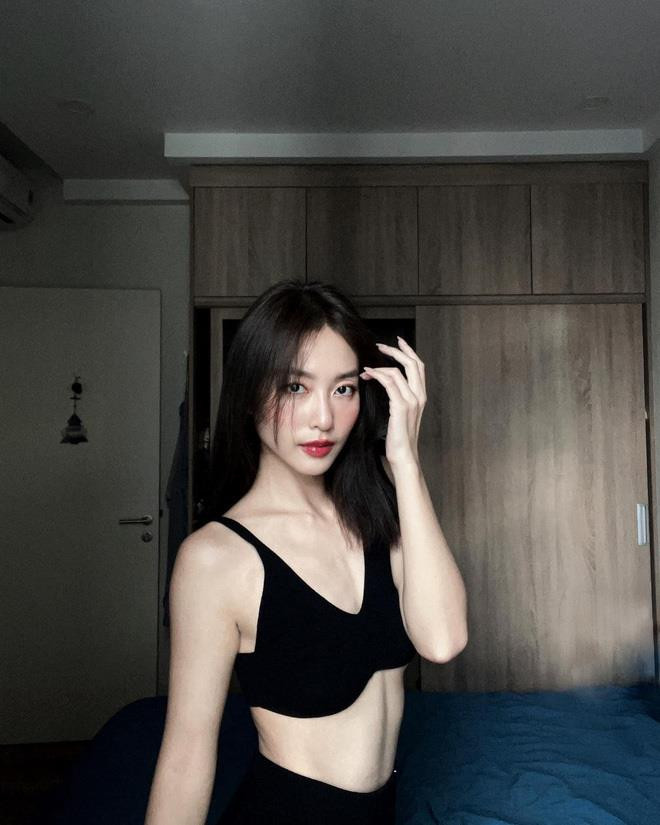 Khả Ngân khoe ảnh bikini nóng bỏng sau tin đồn nâng ngực - 6