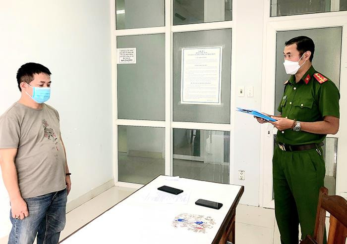 Nguyên Chủ tịch quận Liên Chiểu ‘vấp ngã’ vì túi quà thế nào? - 2