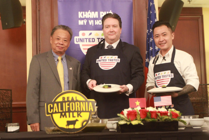 Sự kết hợp độc đáo ẩm thực Việt - Mỹ - 1