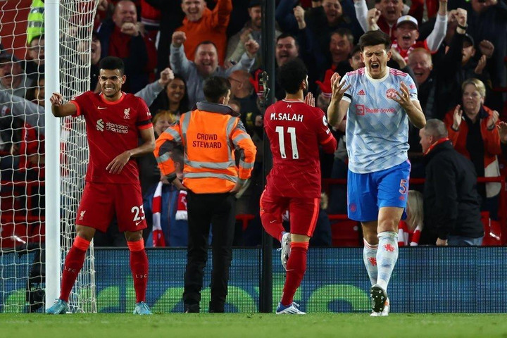 Thua tan nát trước Liverpool, Man Utd xa dần tấm vé dự Champions League - 1