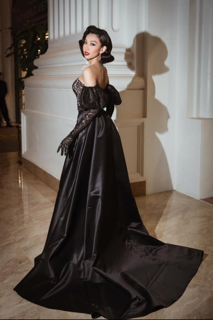 Diện bikini hai mảnh, Hoa hậu Thùy Tiên khoe hình thể đẹp từng milimet - 5