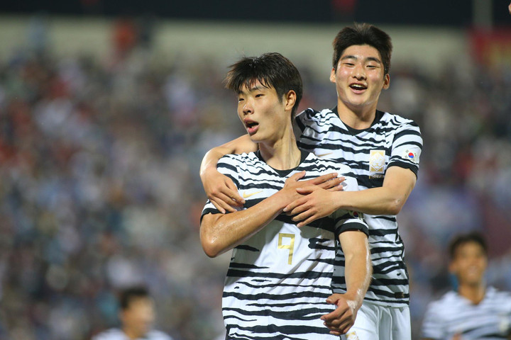 U23 Việt Nam giải cơn khát bàn thắng trước SEA Games 31 - 3