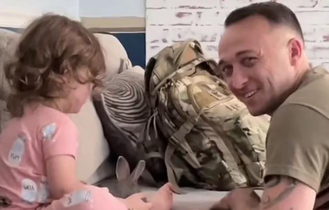 Dân mạng phẫn nộ với ông bố chửi tục khi biết đứa con sắp chào đời là gái - 3