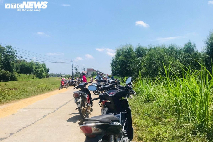 Quảng Nam: Phát hiện thi thể nam giới bên vệ đường, nghi sốc ma túy - 1